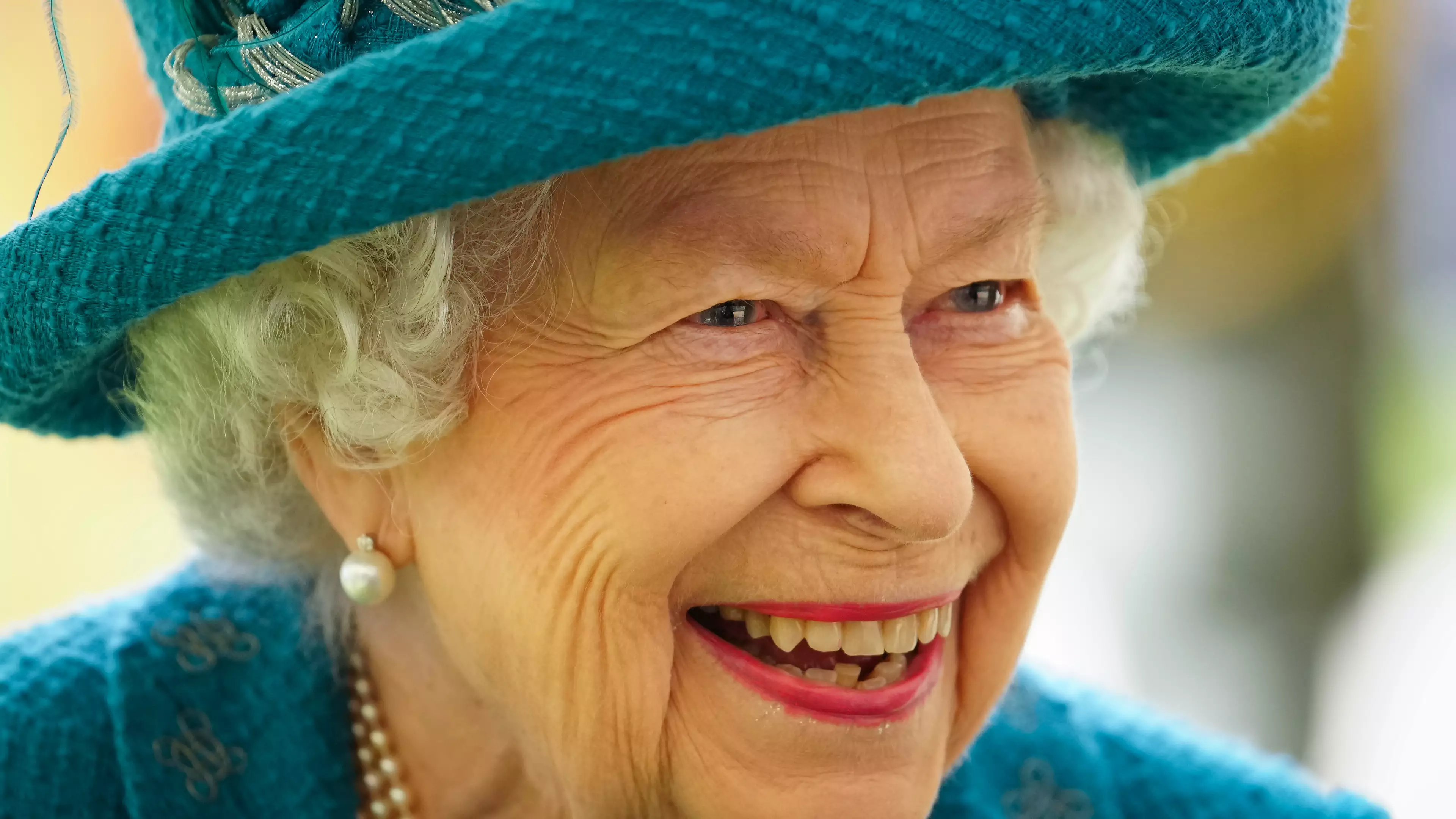 People Spot Hidden Message In Queen’s Letter To Gareth Southgate