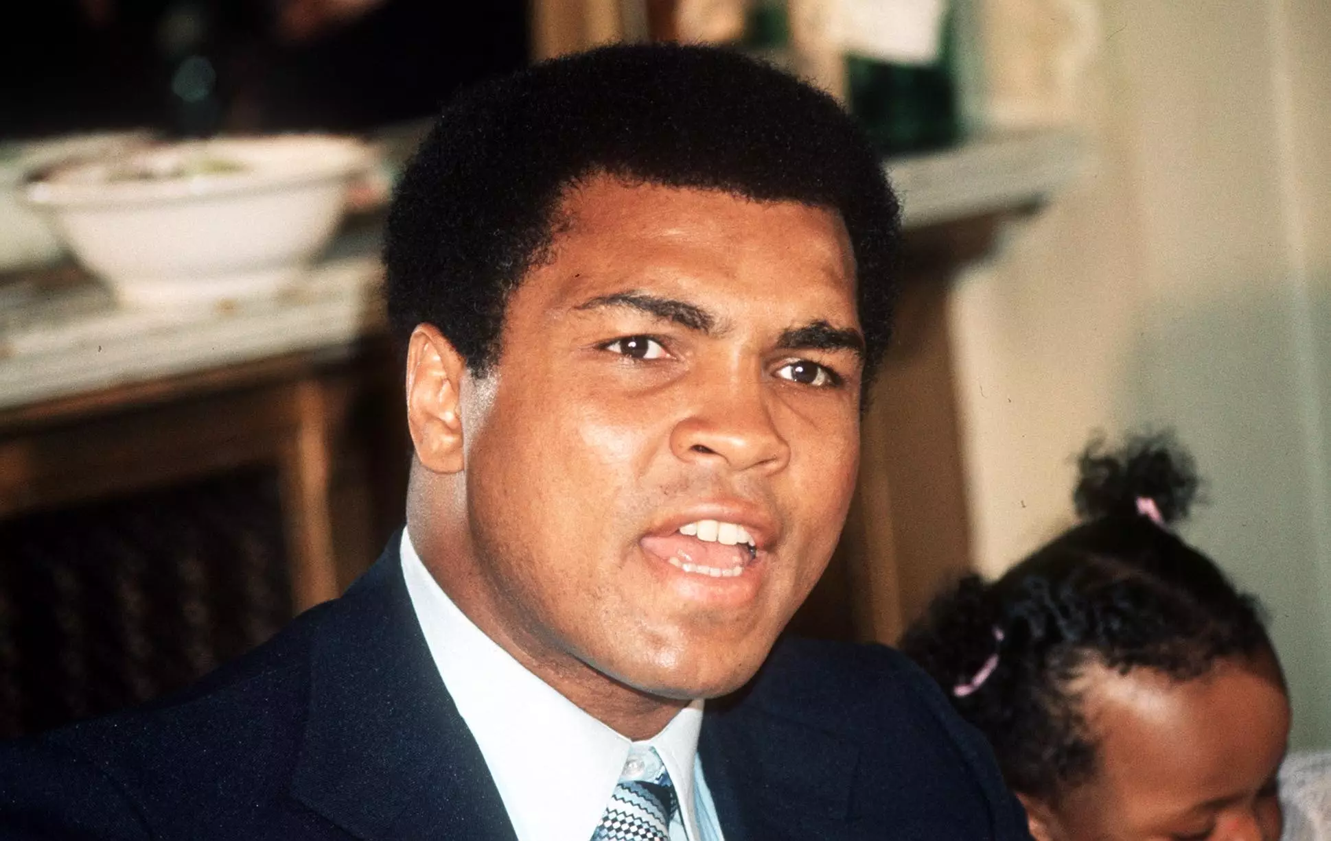 Legendary Boxer Muhammad Ali On Life Support