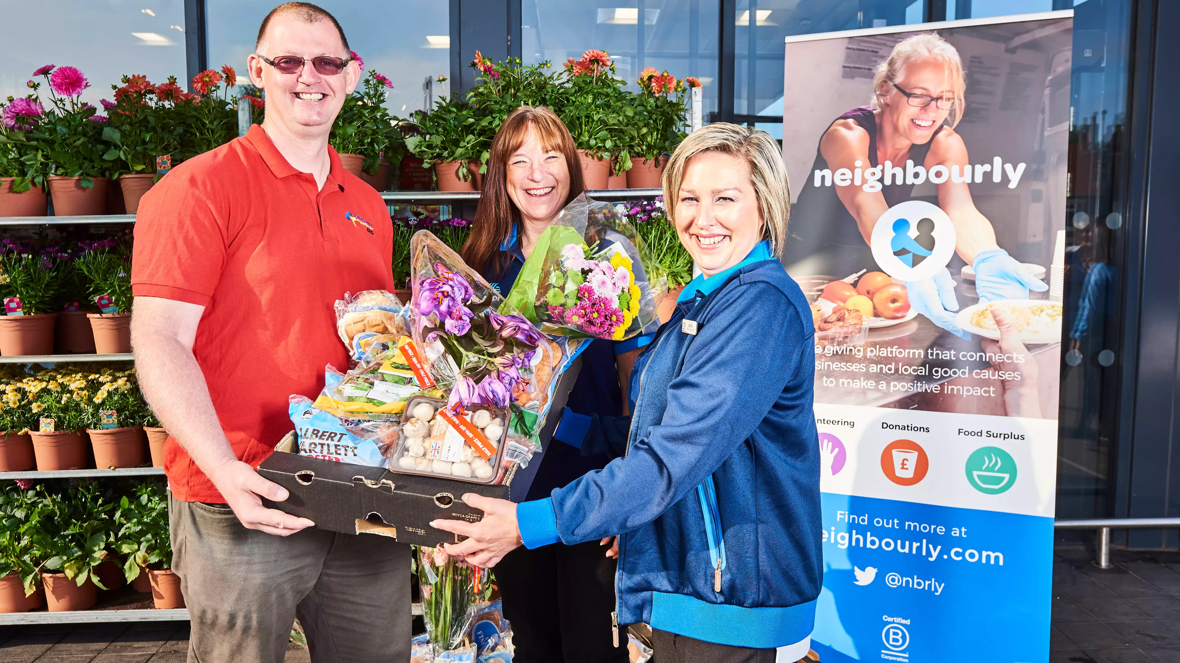 Aldi Will Be Donating Leftover Food To Local Charities On Christmas Eve