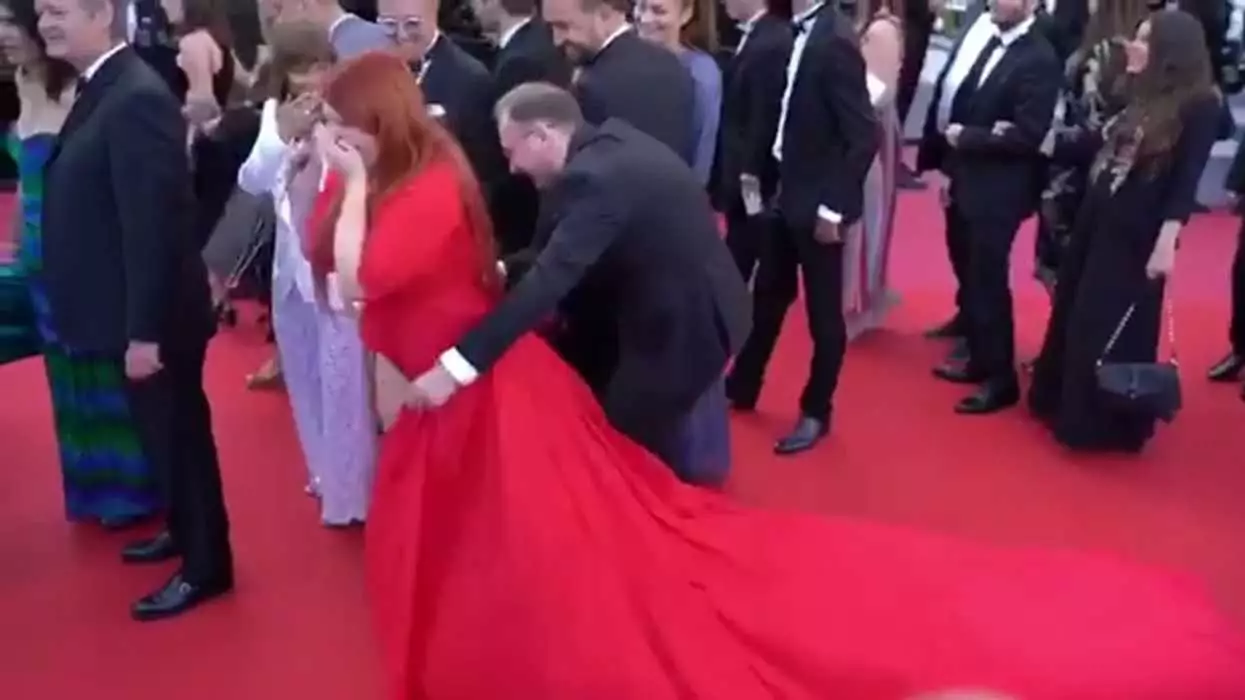 Model Has Embarrassing 'Wardrobe Malfunction' On Red Carpet 
