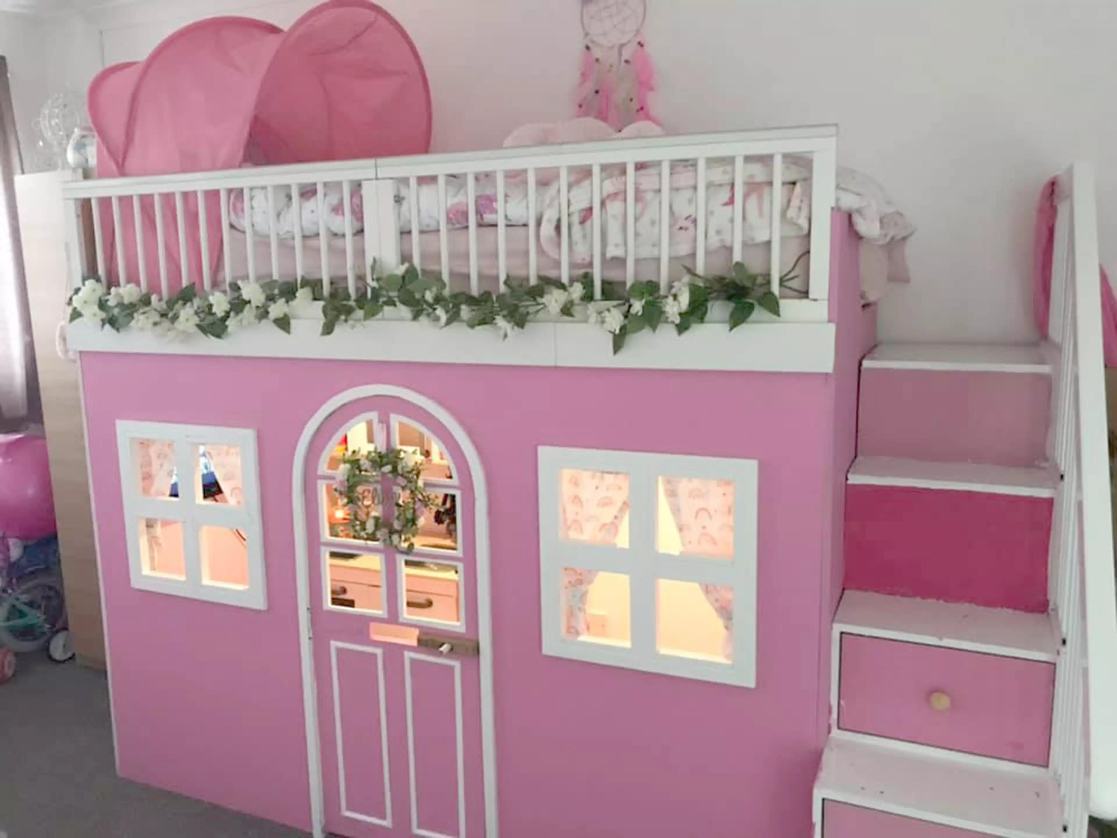 Eliza got her dream princess bed for just £20 (