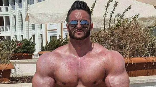 Bodybuilder Hits Back At Claims His Huge Muscles Are Photoshopped