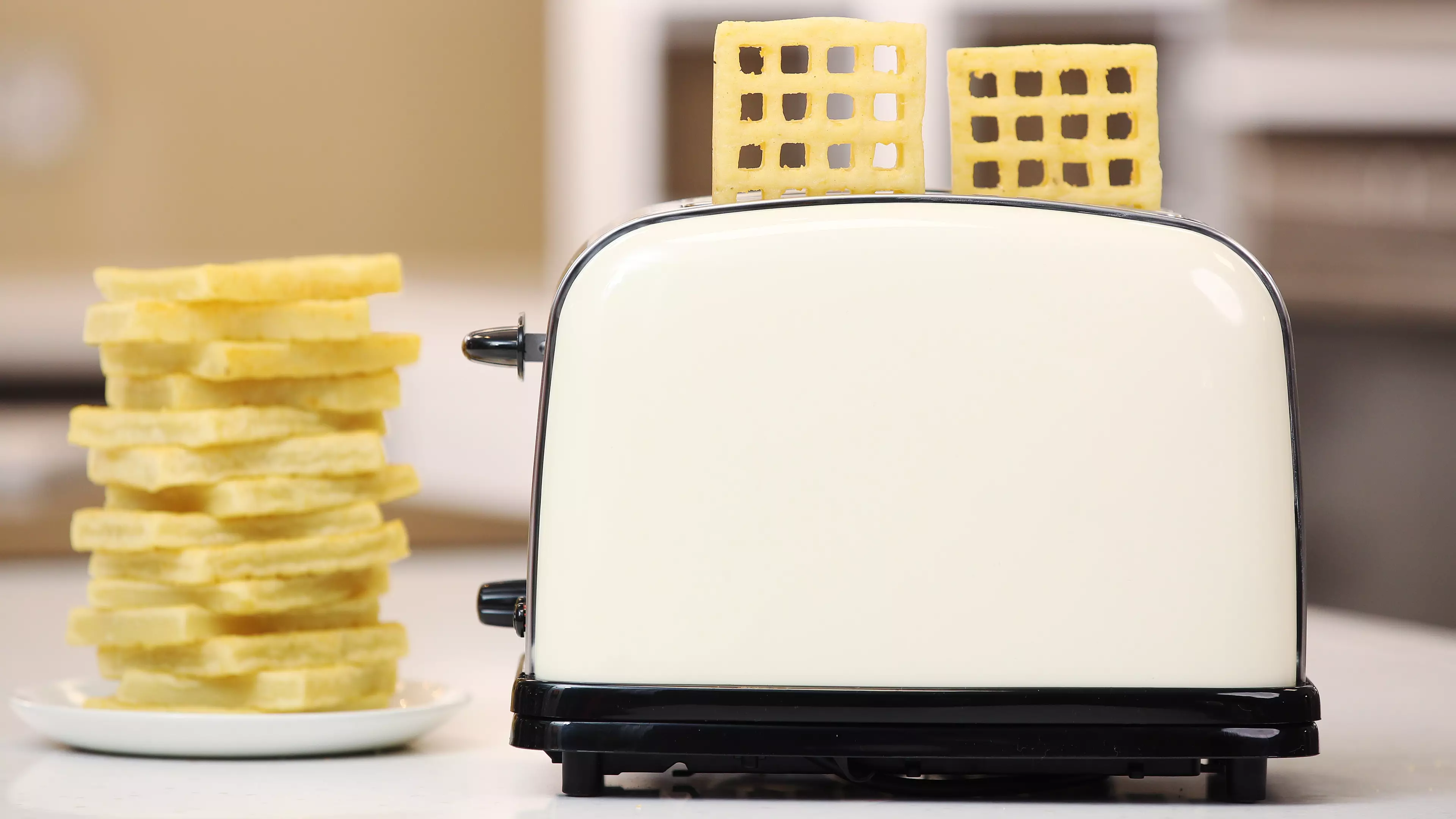 Birds Eye Confirms You Can Cook Waffles In The Toaster And We Are Shook