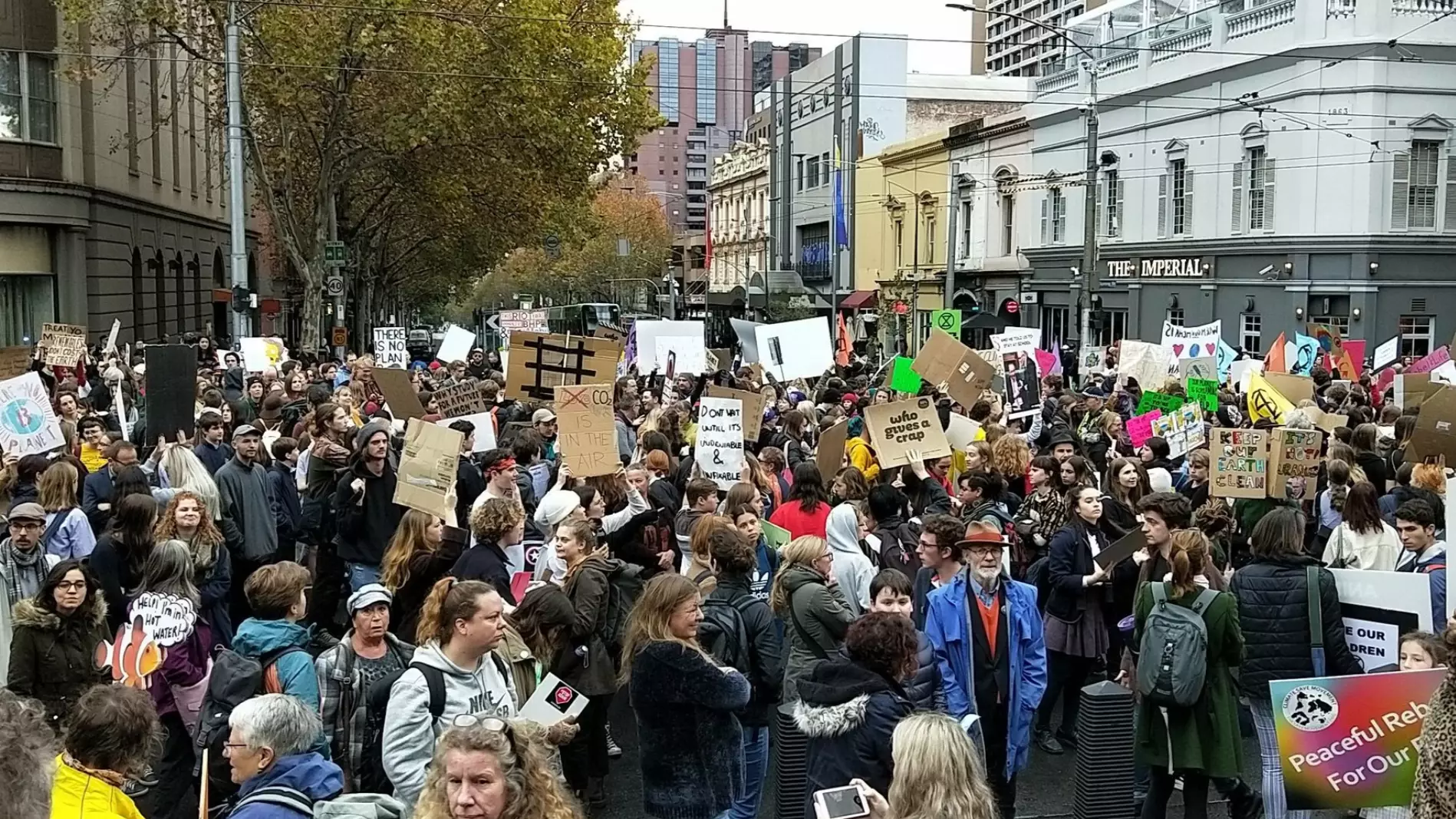Thousands Shut Down Melbourne CBD For Climate Change Protest