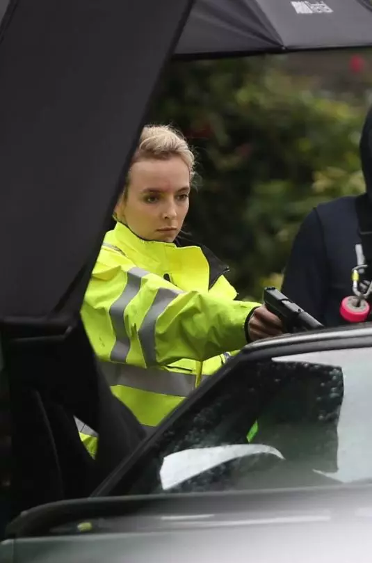 Jodie Comer is back filming as Villanelle.