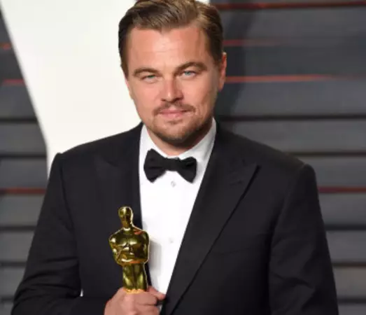 Leonardo DiCaprio Has Marlon Brando's Stolen Oscar On His Mantlepiece