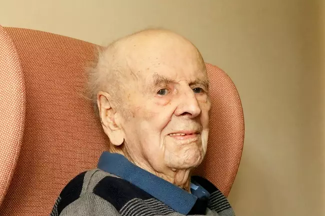 The Secrets To A Long Life - According To Britain's Oldest Man