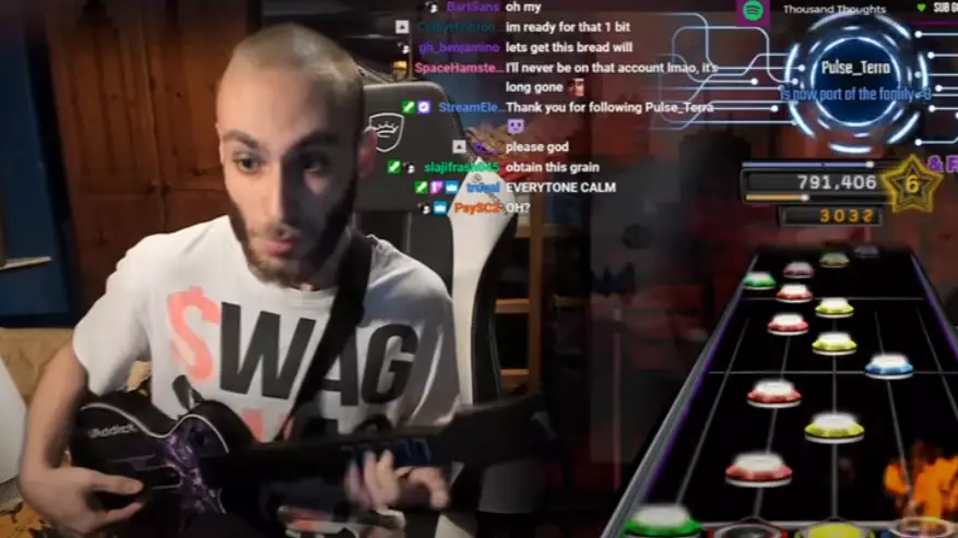 Gamer Nails Through The Fire And The Flames On Guitar Hero At Record Speed 
