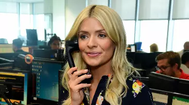 Holly Willoughby Makes Quick 'Career Change' For Very Good Cause 