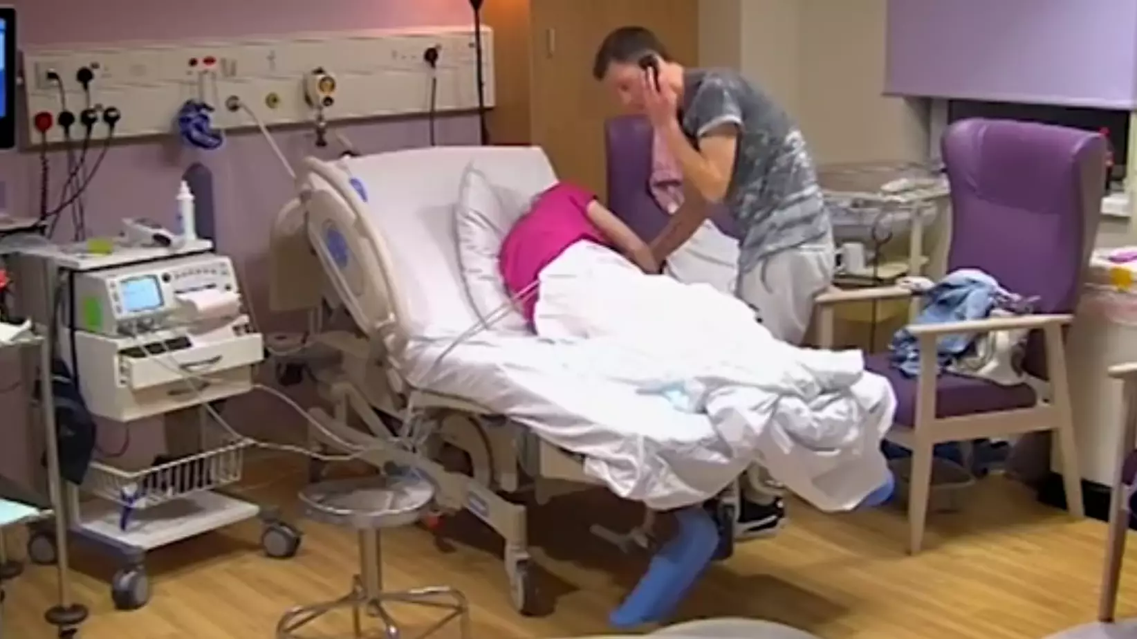 Man Answers Call From Girlfriend While His Ex Gives Birth 