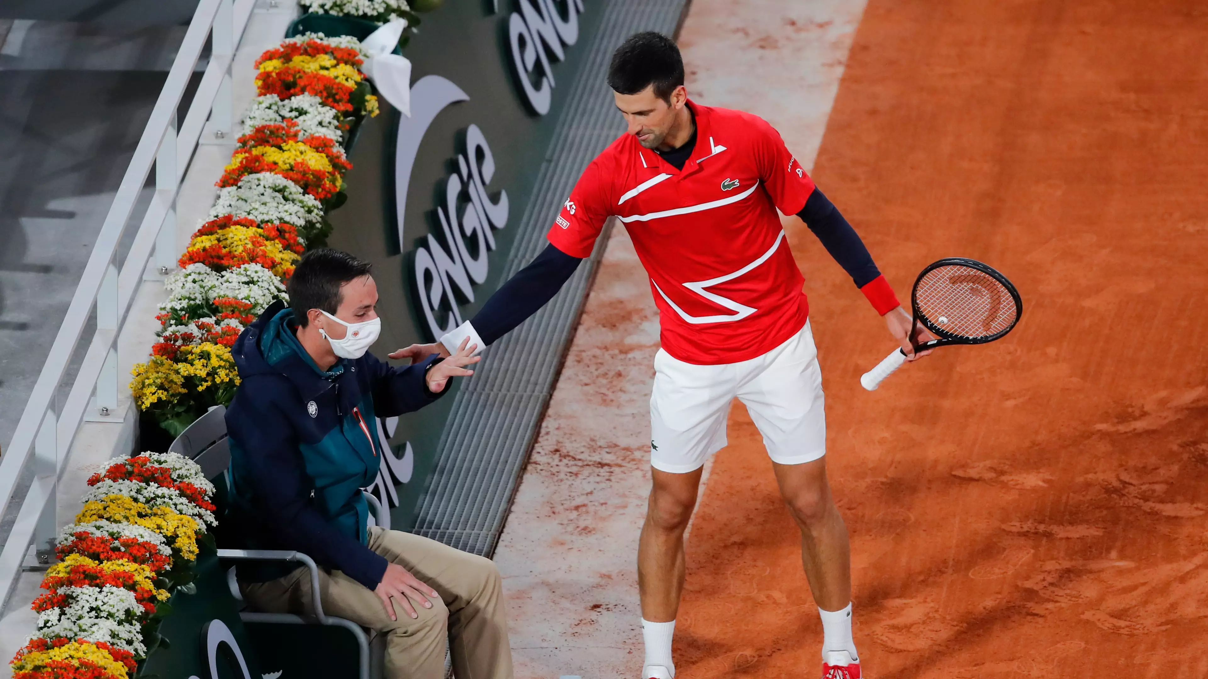  Novak Djokovic Hit A Line Judge In The Face With A Tennis Ball... Again