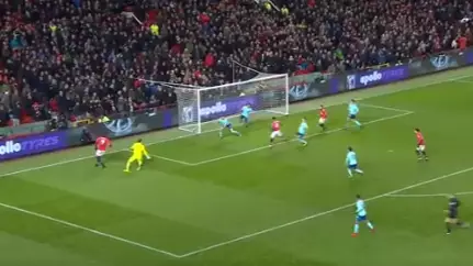 Nobody Can Believe Anthony Martial Missed An Open Goal Against Bournemouth