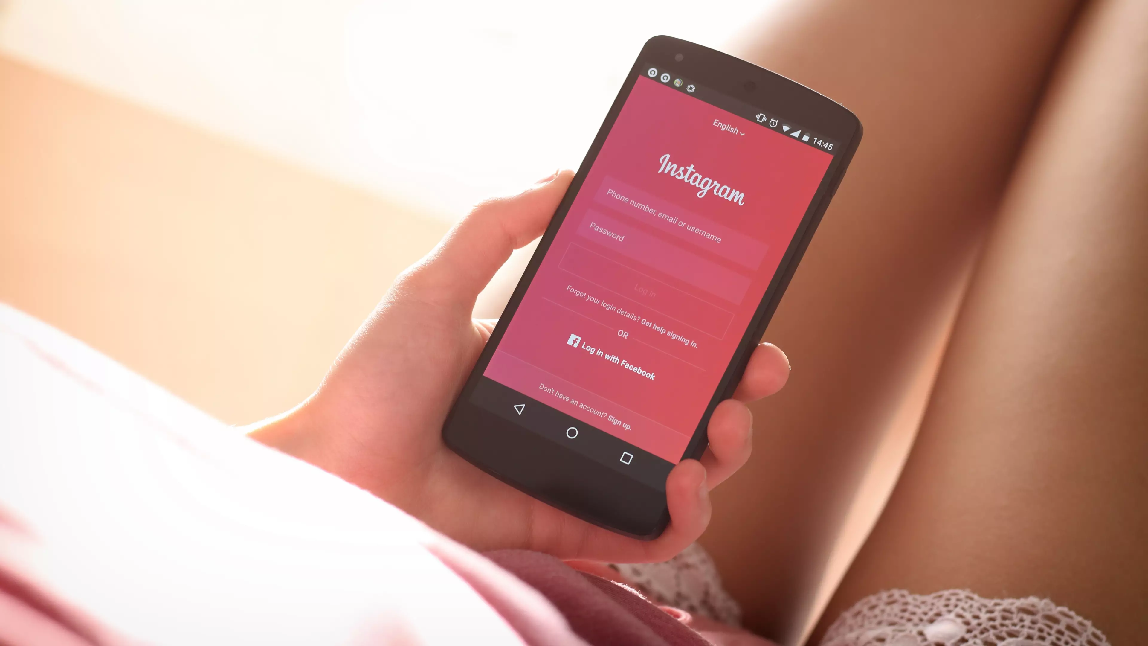 ​Social Media Users Share Powerful Instagram VS Reality Snaps