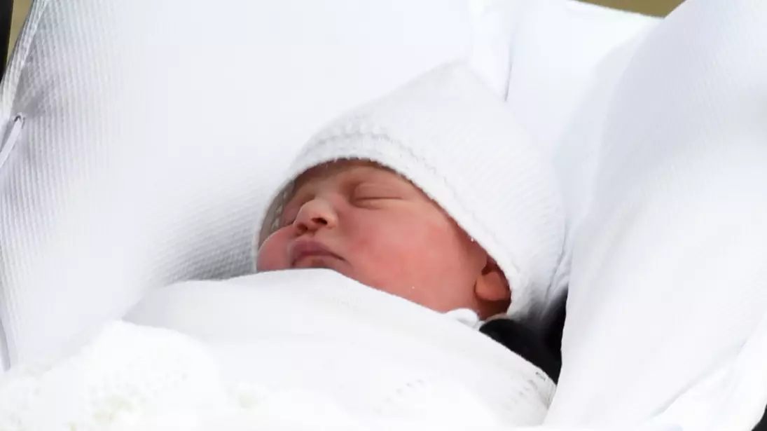 ​First Official Photos Of Prince Louis Have Been Released 