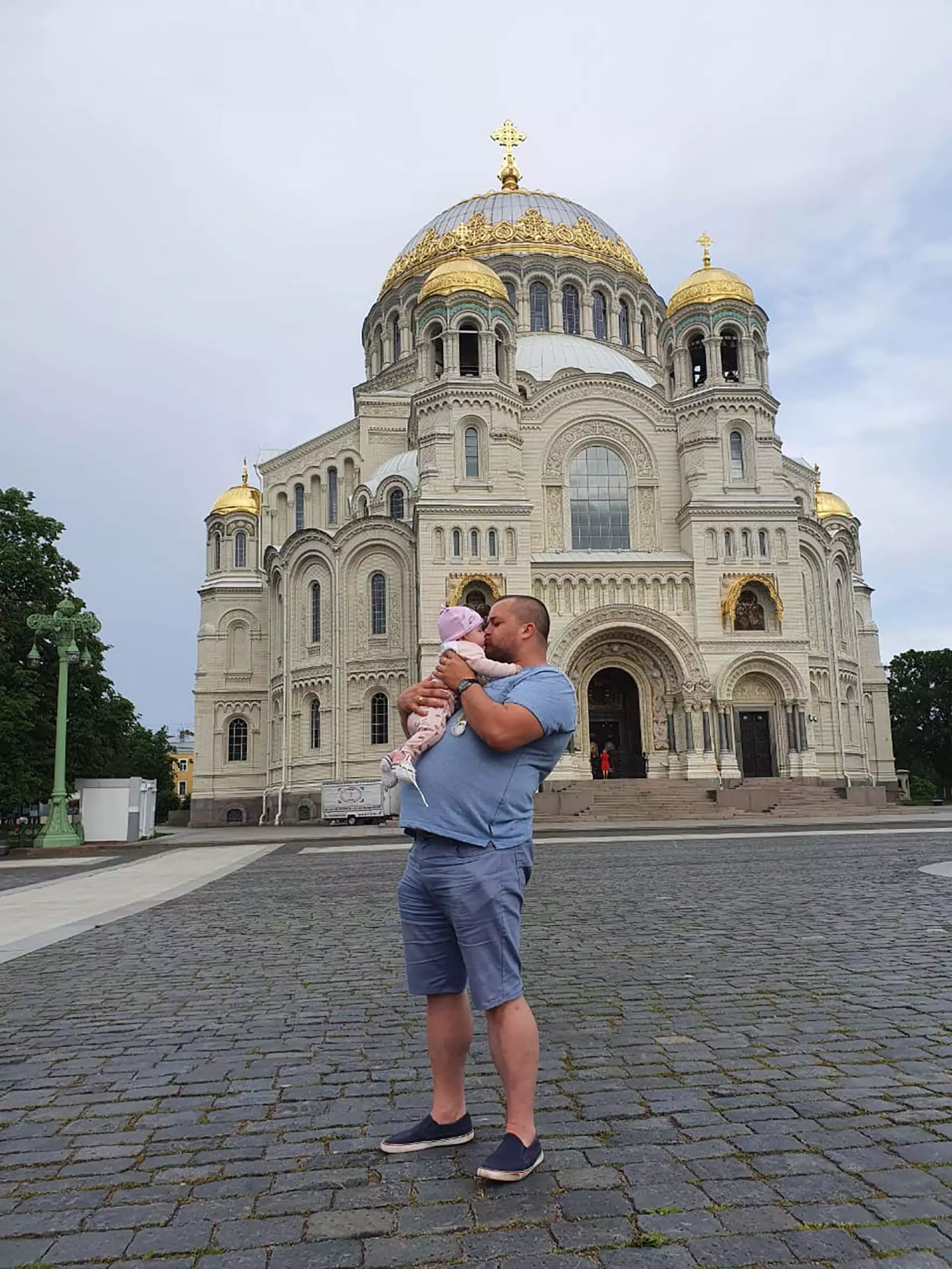 Vladimir and his five-month-old daughter Varvara.