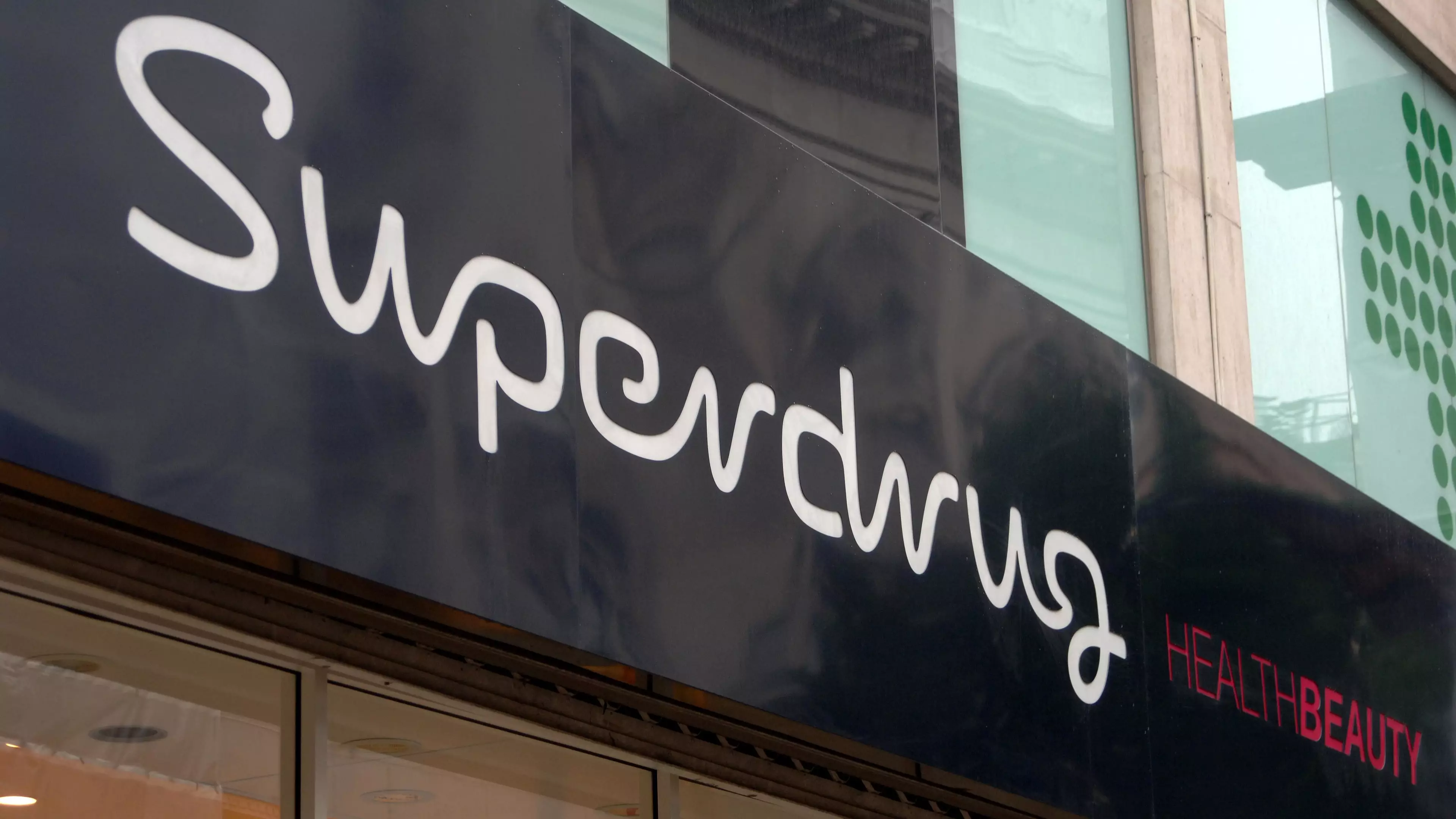 Superdrug Is Offering NHS Staff 10 Per Cent Off Everything