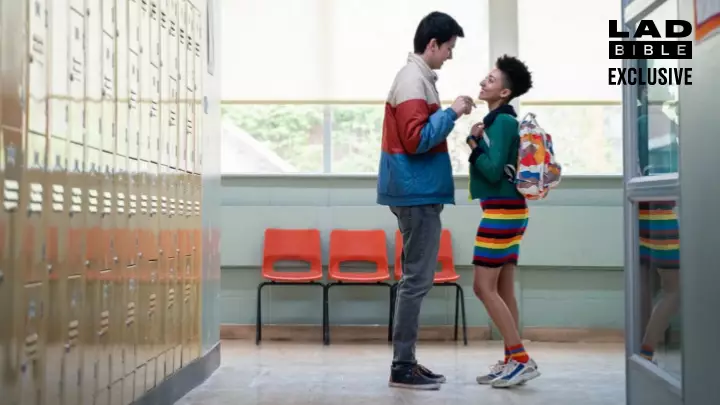 Sex Education Creators Explain Why The Show Looks Like It's Set In 1980s US High School