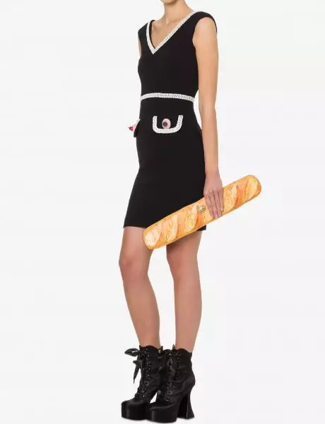 The baguette bag is certainly a look... (