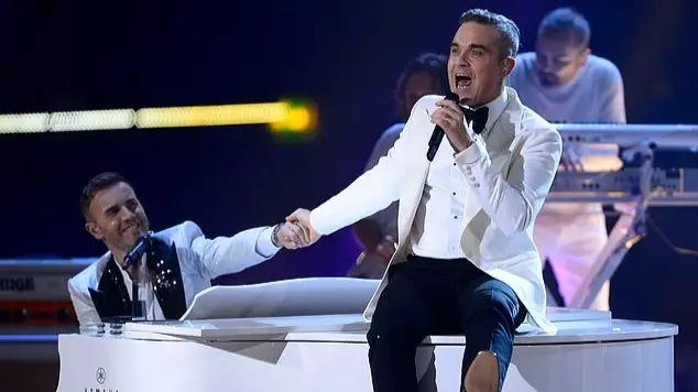 Robbie Williams Reunites With Take That During Live X Factor Final