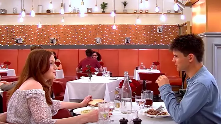 Guy's First Date Gets Seriously Awkward After Asking One Question