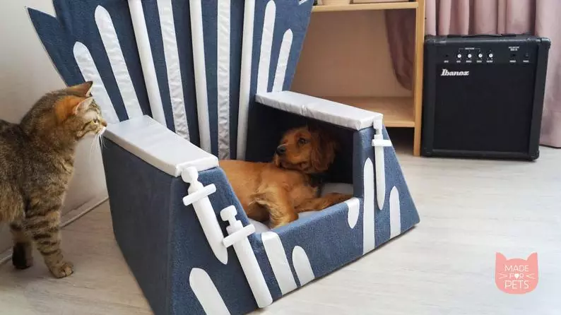 You Can Buy A 'Game Of Thrones' Chair For Your Pet - And It's Already In Our Basket