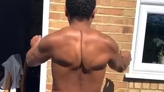 TikTok User Goes Viral After Using Shoulder Blades To Clap And Break Eggs Open