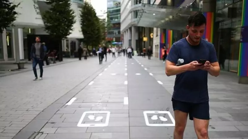 Manchester Opens First Slow Lane For People On Their Phones While Walking