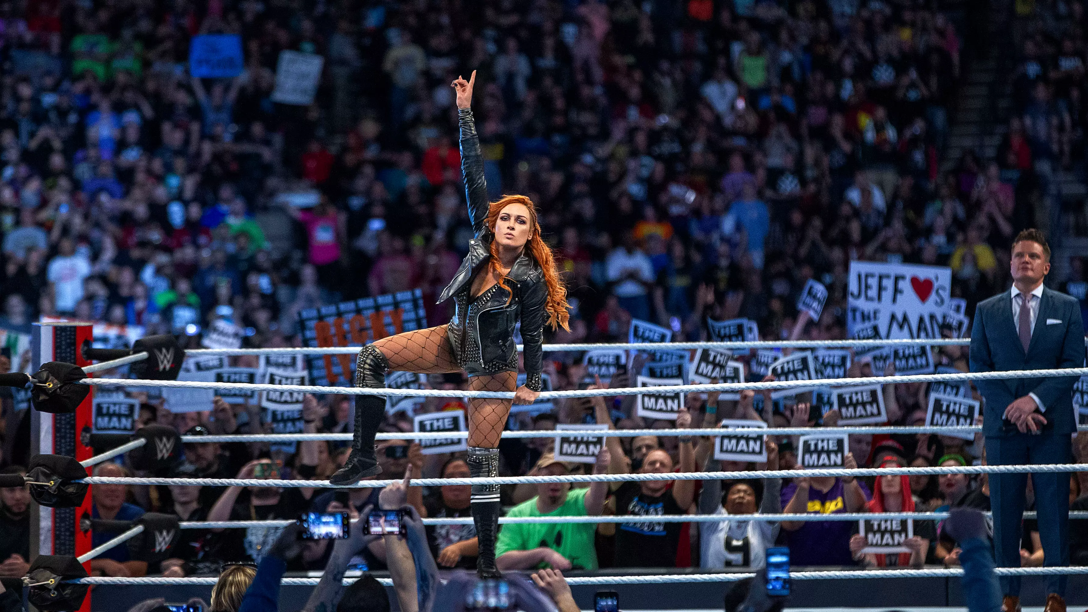 Becky Lynch Is The New Raw And Smackdown Women's Champion