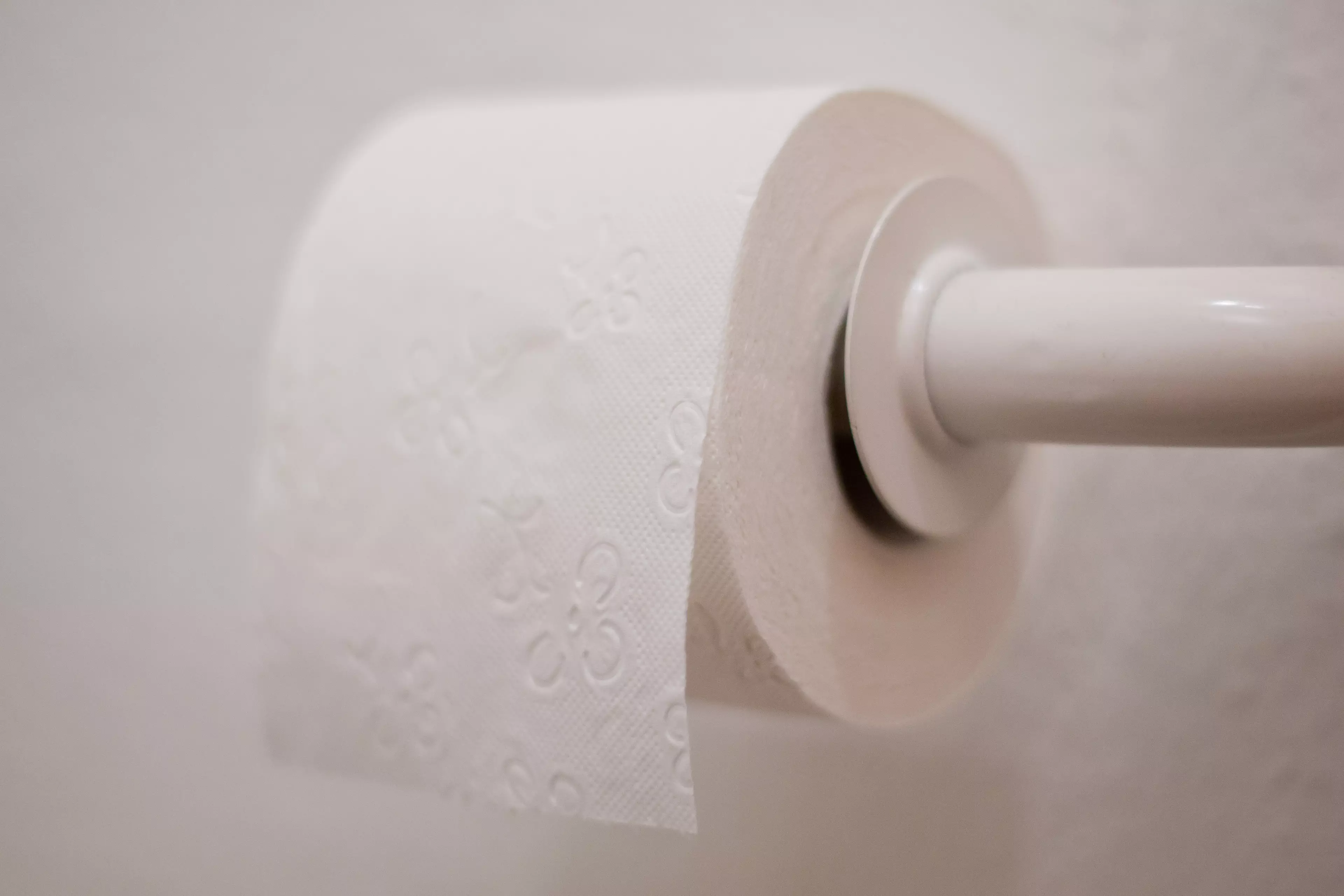 According to specialists, coming home after work or a holiday signals to our body it's time to go to the toilet.