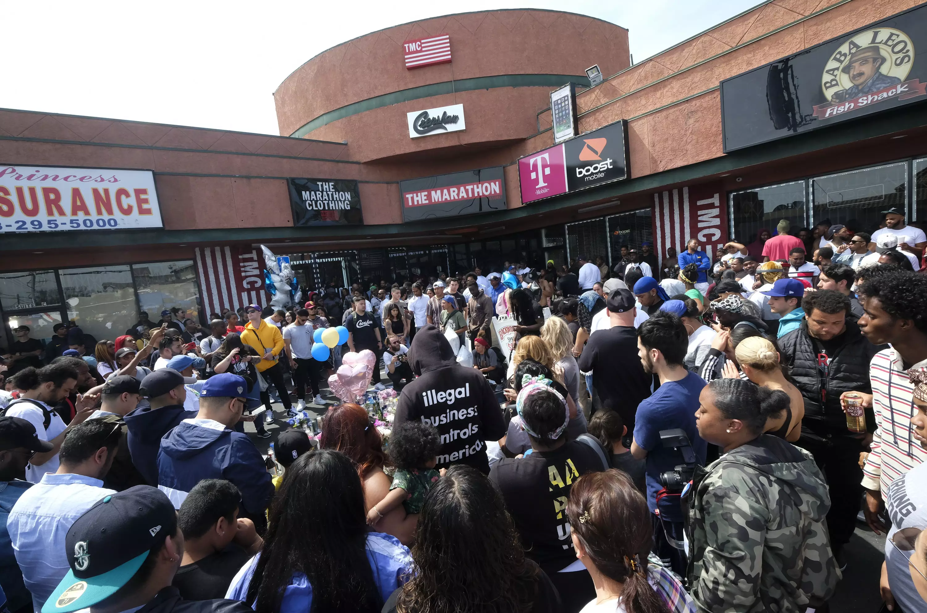 Memorials outside Marathon Clothing after Nipsey's death (
