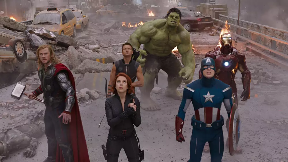 The First Footage Of 'Avengers: Infinity War' Is Screened At Fan Convention 