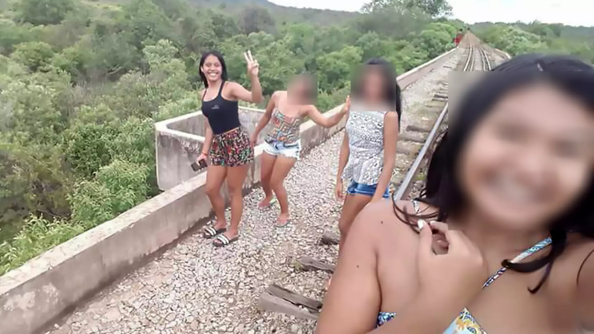 Photo Shows Injured Women Taking Selfies Seconds Before Bridge Collapse