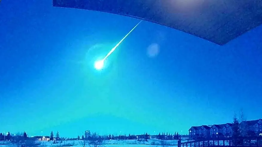 Sky Above Canada Lights Up Blue As Meteor Shoots Past 