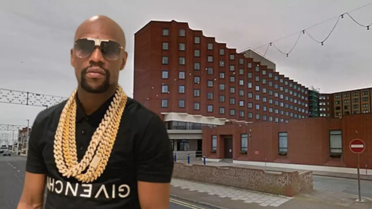 Floyd Mayweather To Charge Fans £150 For A Photo At Meet-And-Greet Inside Budget Blackpool Hotel