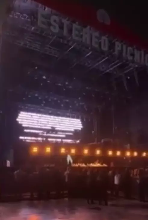 Crowds at a music festival were informed of Taylor Hawkins' death.