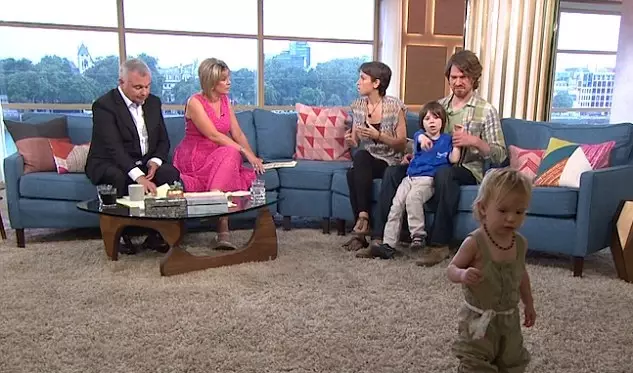Parents Allow Their Child To Take A Piss Live On '​This Morning' 