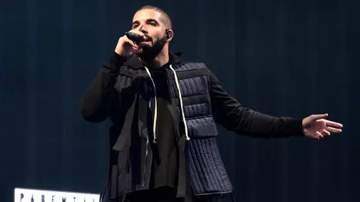 ​Drake Cancels Miami Concerts Over Mystery ’Serious Illness’