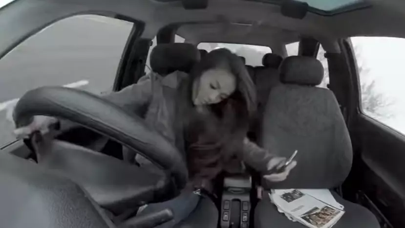Brilliant Advert Shows Why You Shouldn’t Text And Drive 