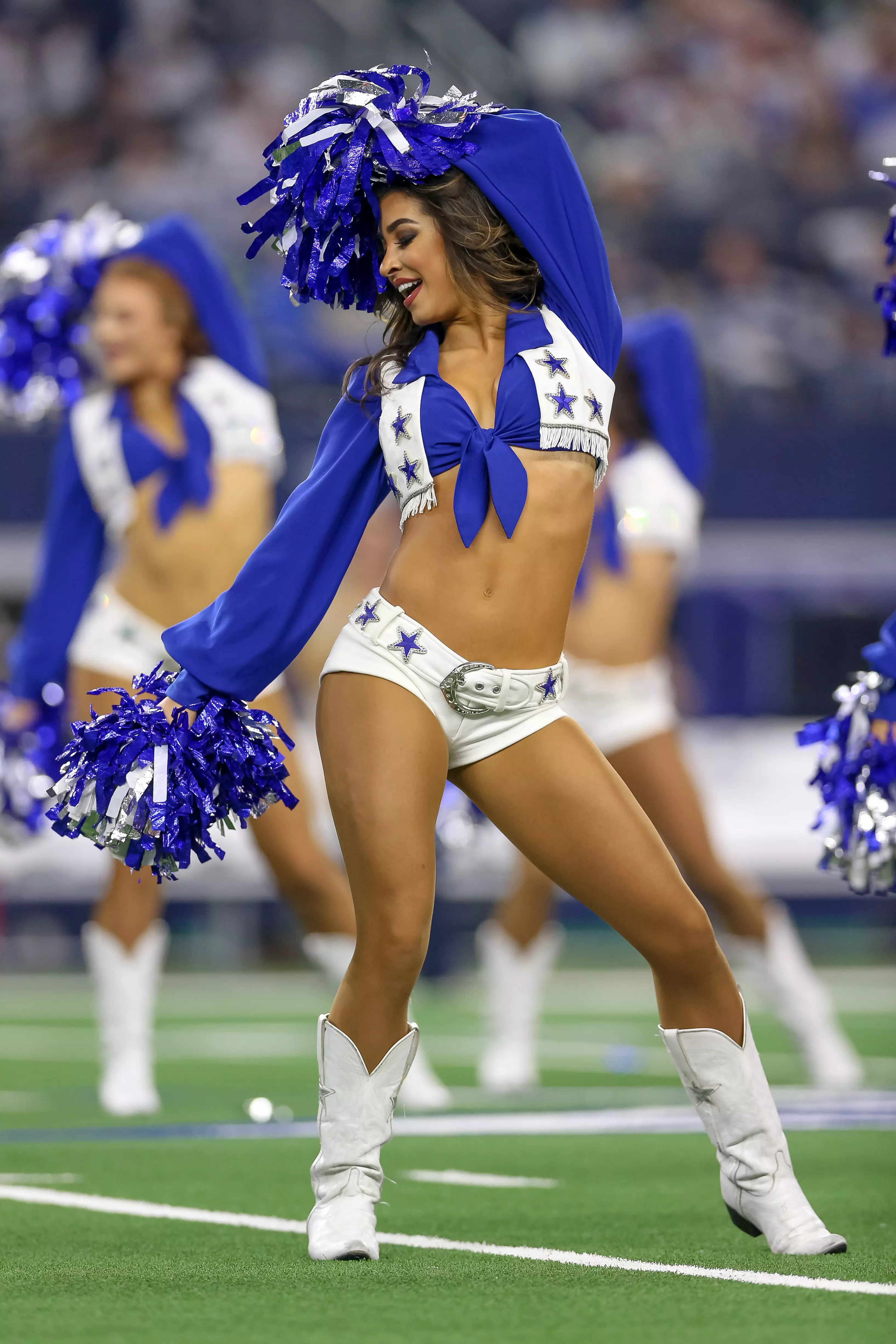 Dallas Cowboys cheerleaders have their own reality TV show