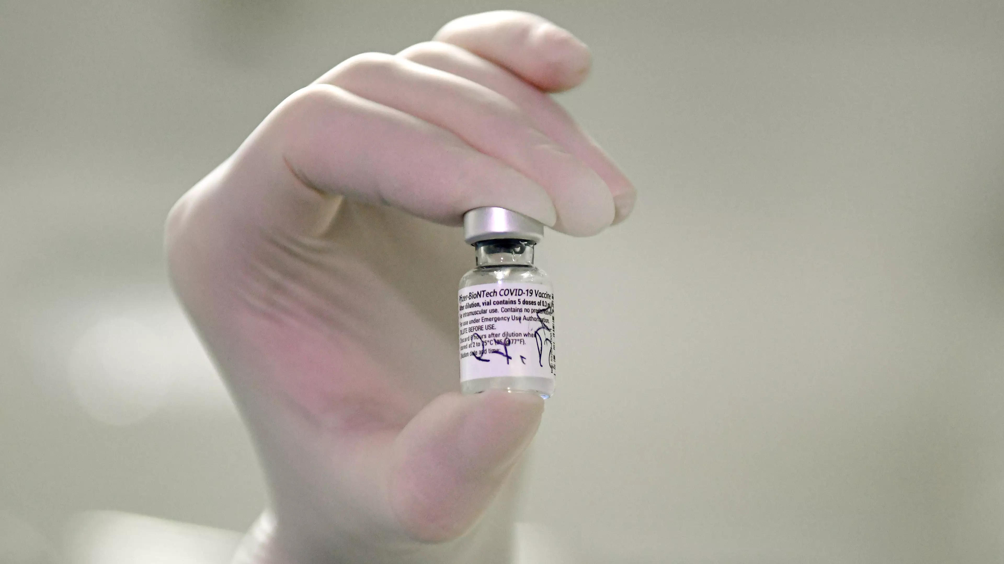 Oxford Vaccine To Roll Out Across The UK From 4 January
