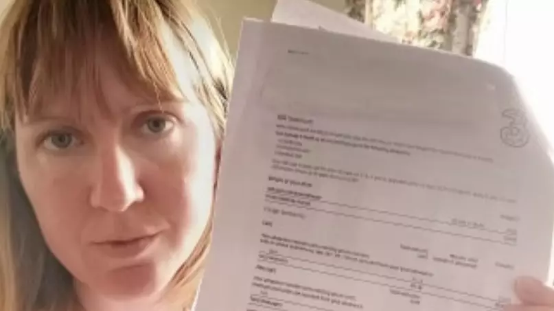 Mum Slams Popular Game Roblox After Daughter Racks Up £300 Bill On Her Phone