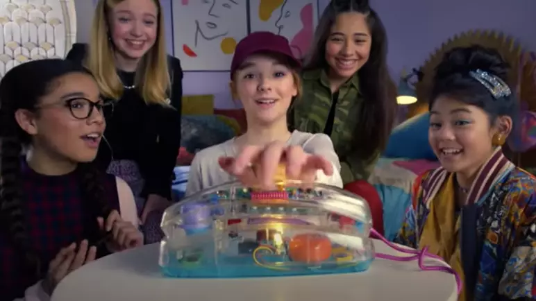 Netflix Drops First Trailer For ‘The Baby-Sitters Club’ Reboot