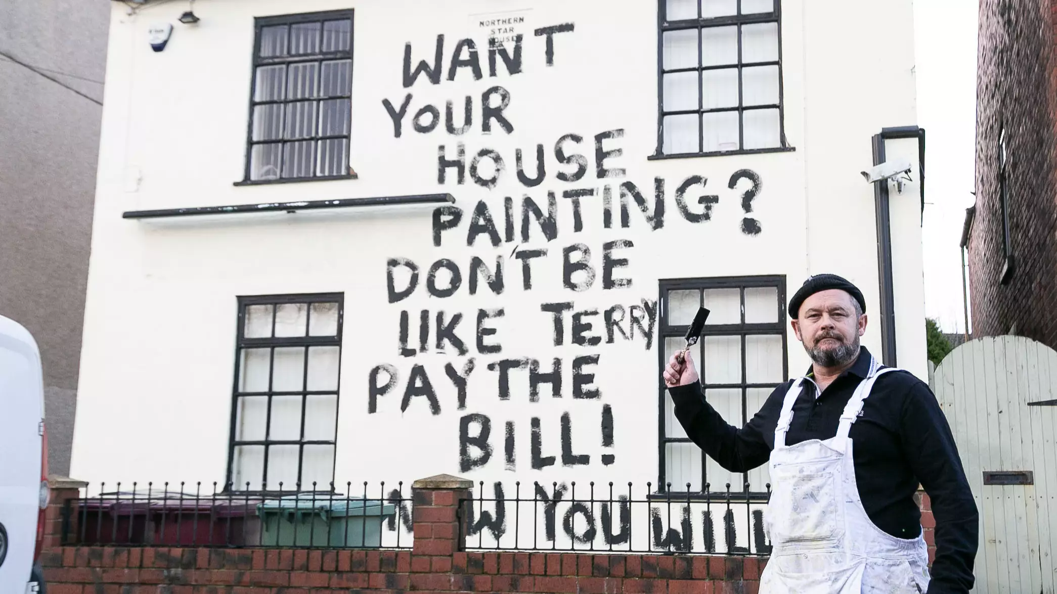 Decorator Paints Angry Message On Side Of Building After Not Getting Paid