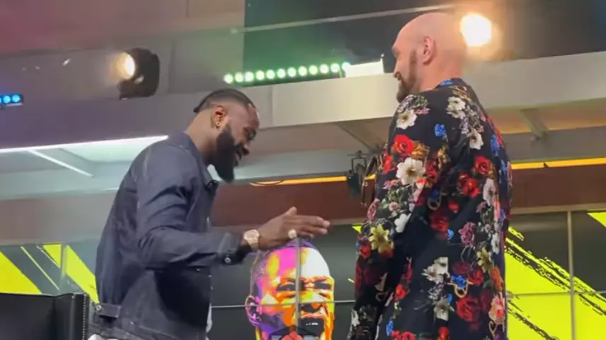 Deontay Wilder Got Savagely Pied By Tyson Fury During Intense Face Off 