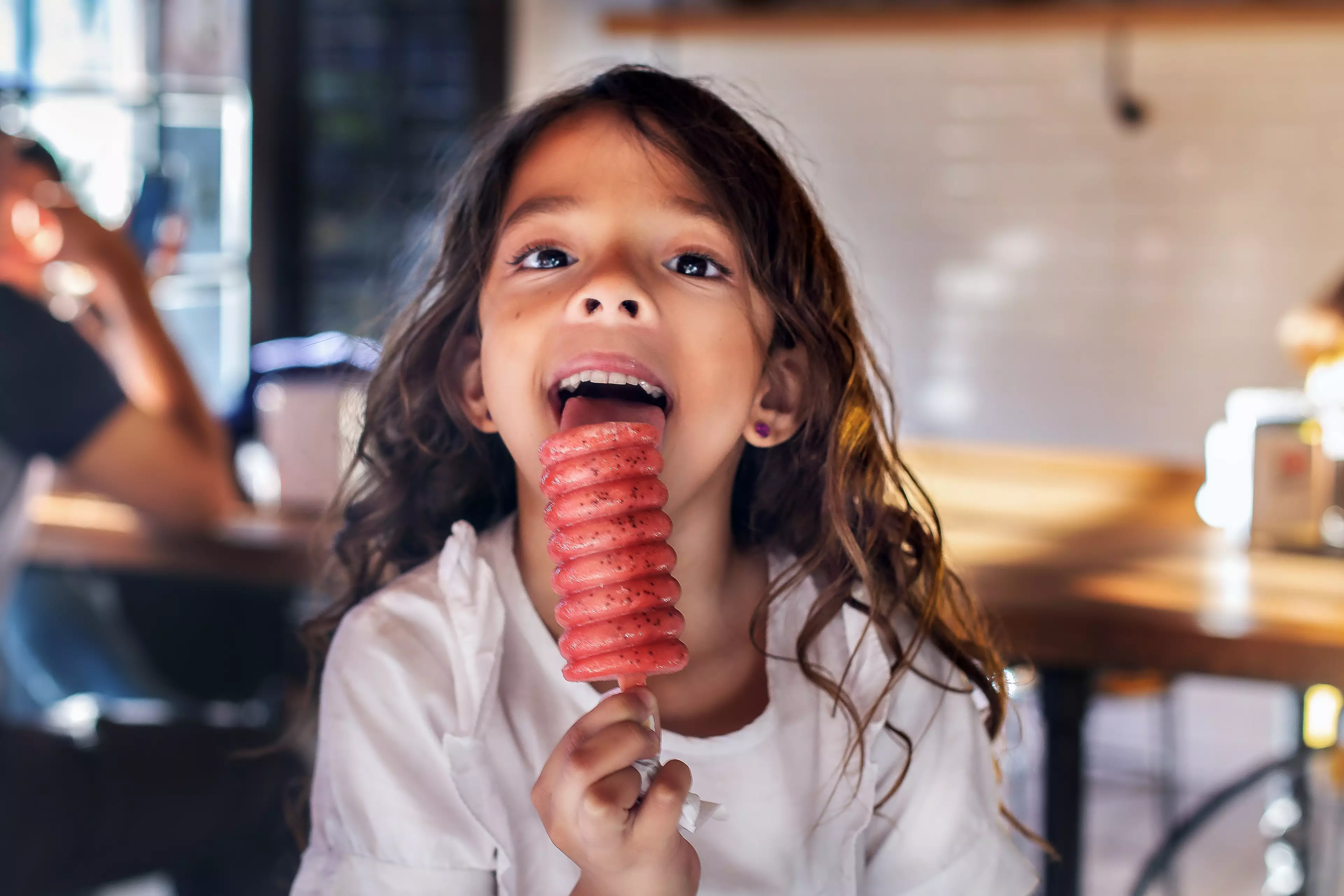 The savvy mum knows too well how messy ice lollies can be for kids (