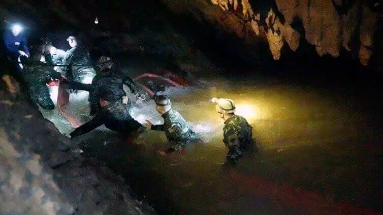 Amazing Footage Captures Rescuers Finding Trapped Thai Football Team