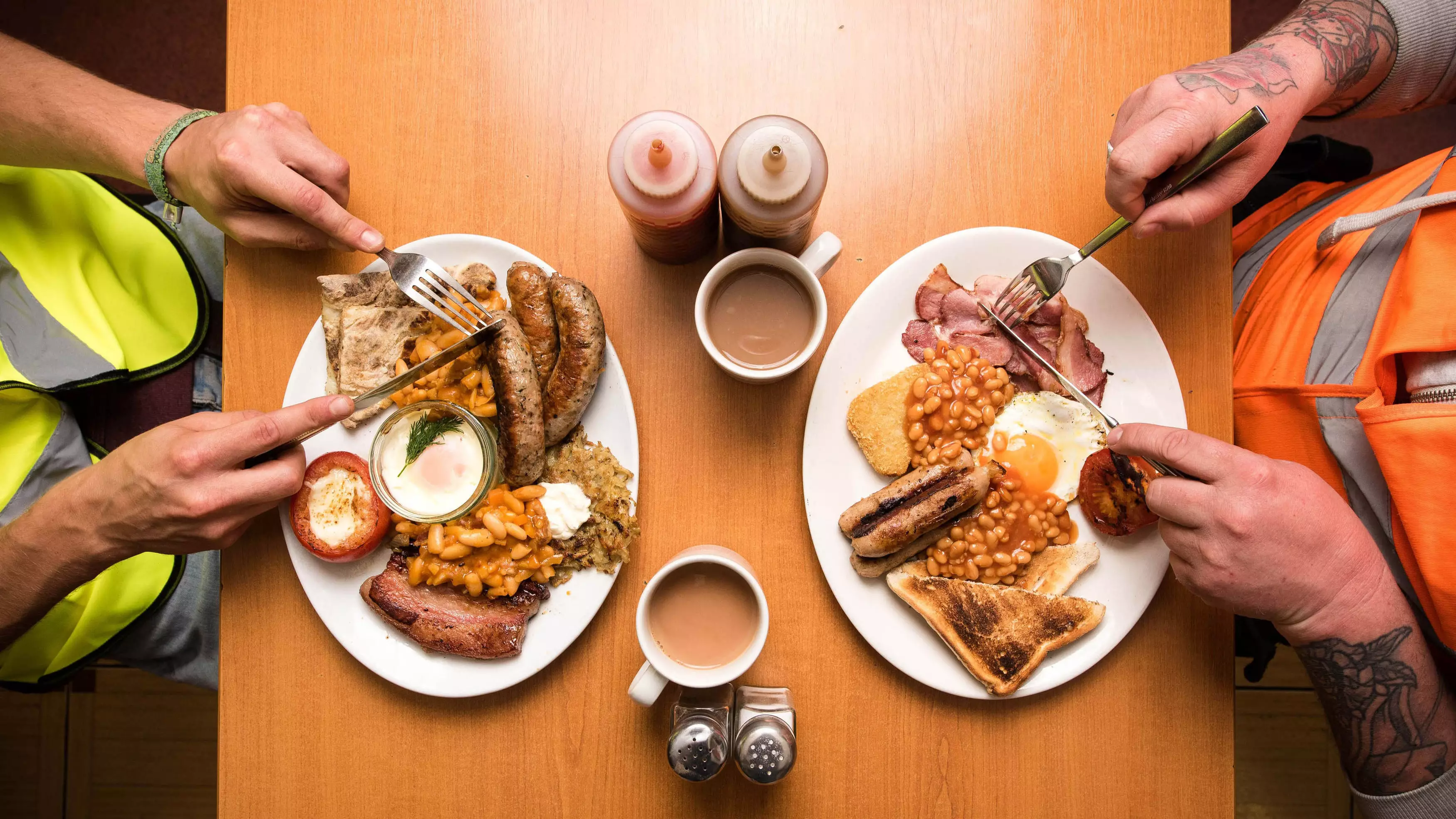 Welsh Cops Face Backlash From Vegans Over Picture Of English Breakfast 