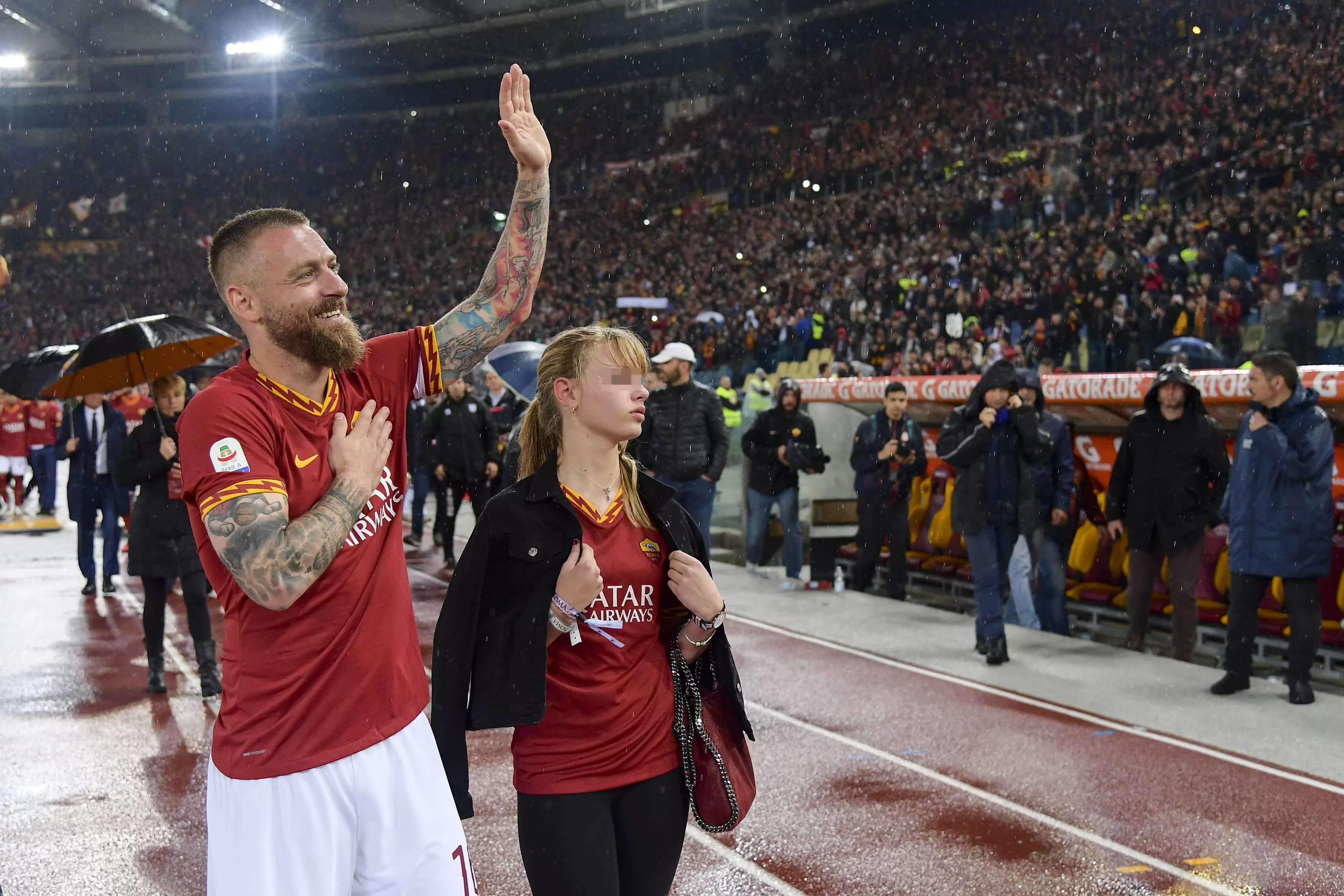 De Rossi waves goodbye to the club. Image: PA Images