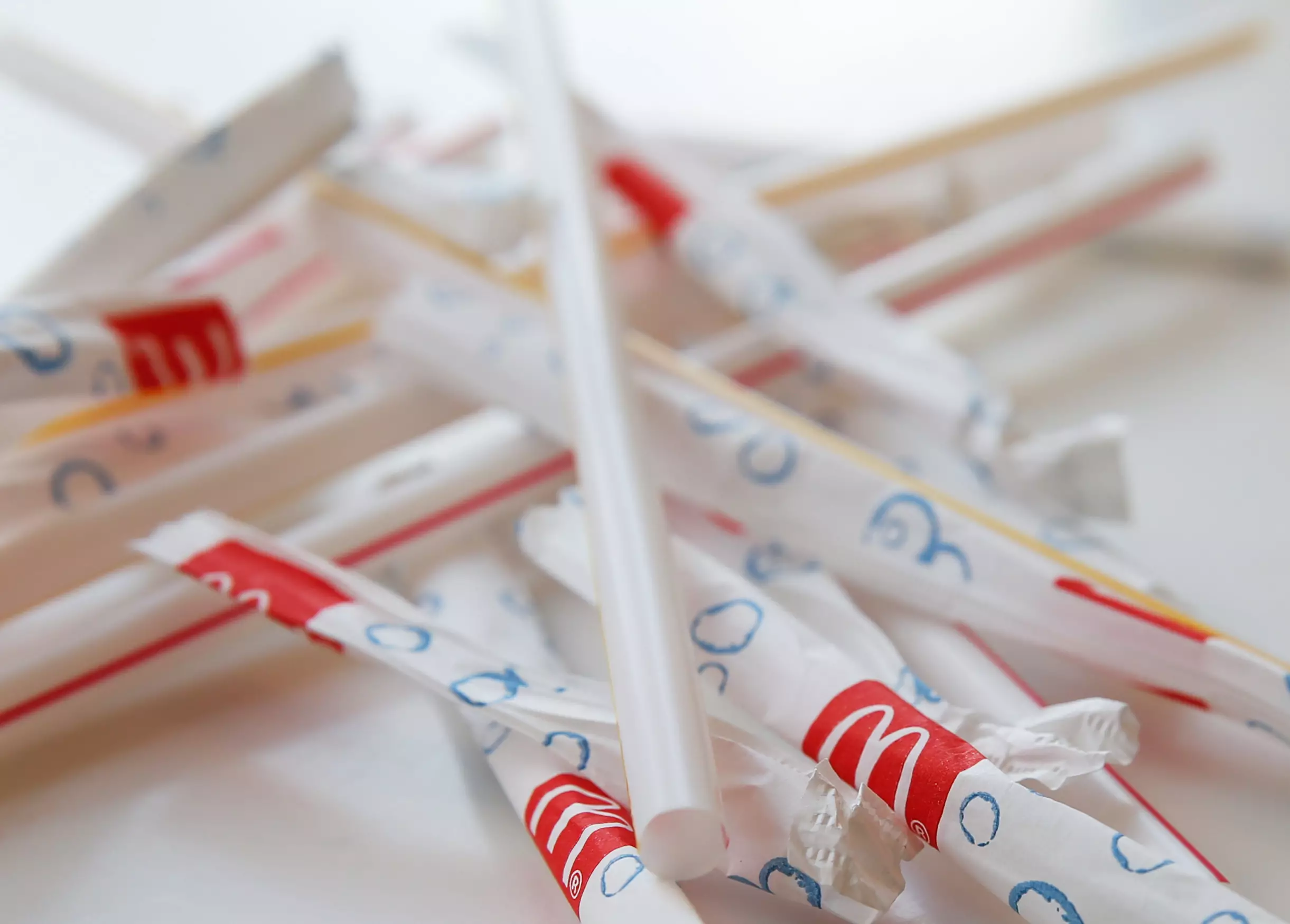 A leaked memo has revealed McDonald's paper straws cannot currently be recycled.