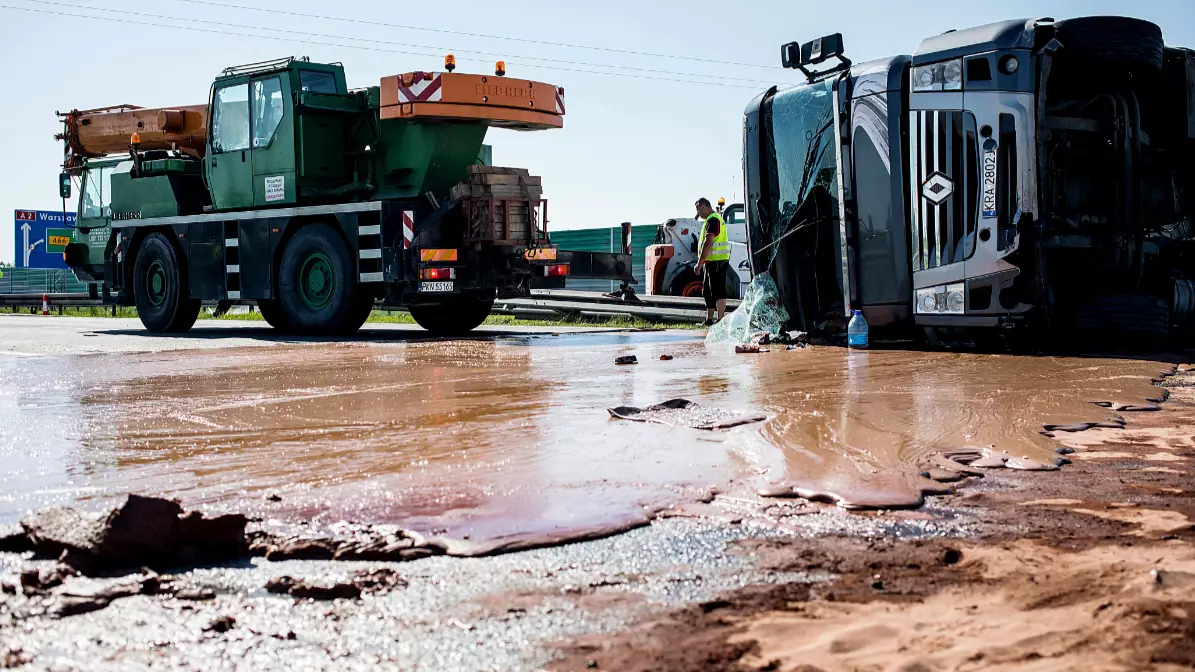 ​Lorry Overturns In Poland Spilling Melted Chocolate Over Highway